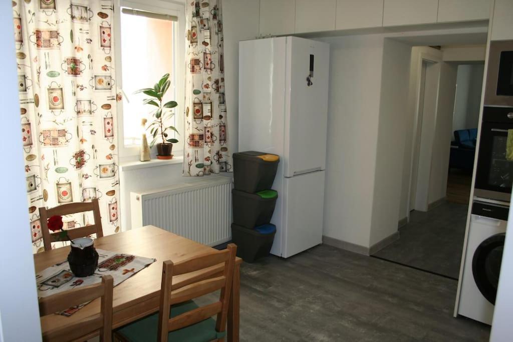 Apartman Lm Lipótszentmiklós Kültér fotó